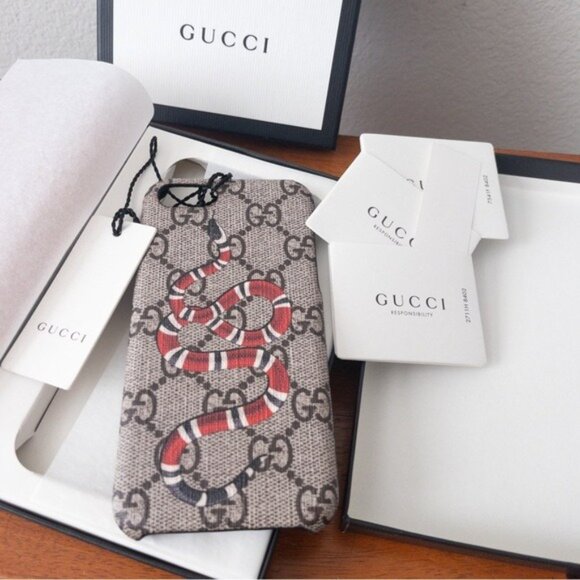NIB Gucci GG Supreme Snake iPhone 7/8 Case Beige Monogram Phone Kingsnake - Picture 1 of 6